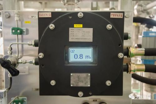 1MW！无极框方形创新碱性电解槽内蒙古包头项目成功运行，汉氢科技推动绿色能源新时代！